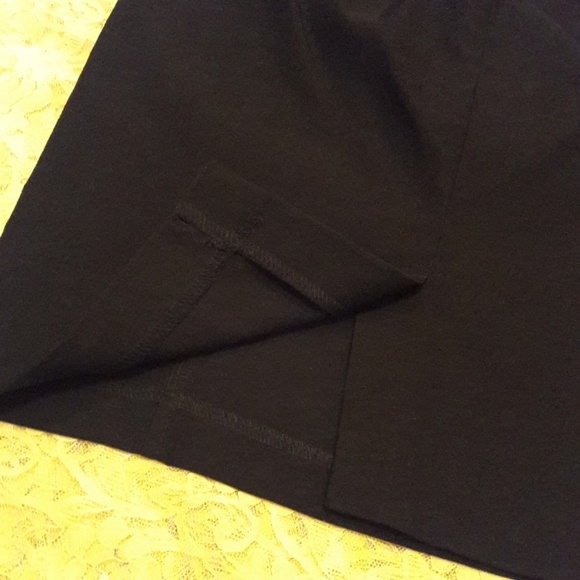 B WEAR skirt - Picture 5 of 8